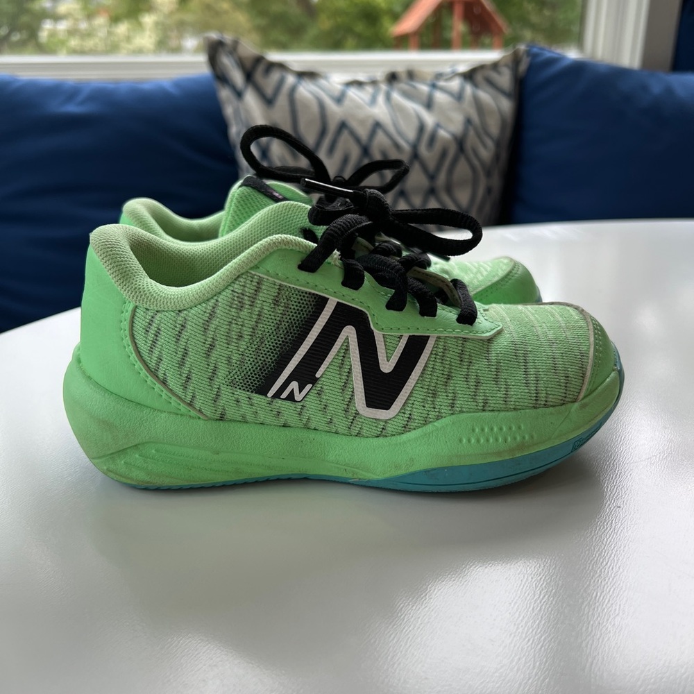 New Balance Kids 996 V5 Tennis Shoe (Green)